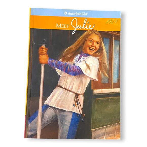 Meet Julie American Girl Doll Book 1974 Megan McDonald - Picture 1 of 3